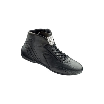 Black Carrera MY 2021 Vintage Racing shoe on a white background